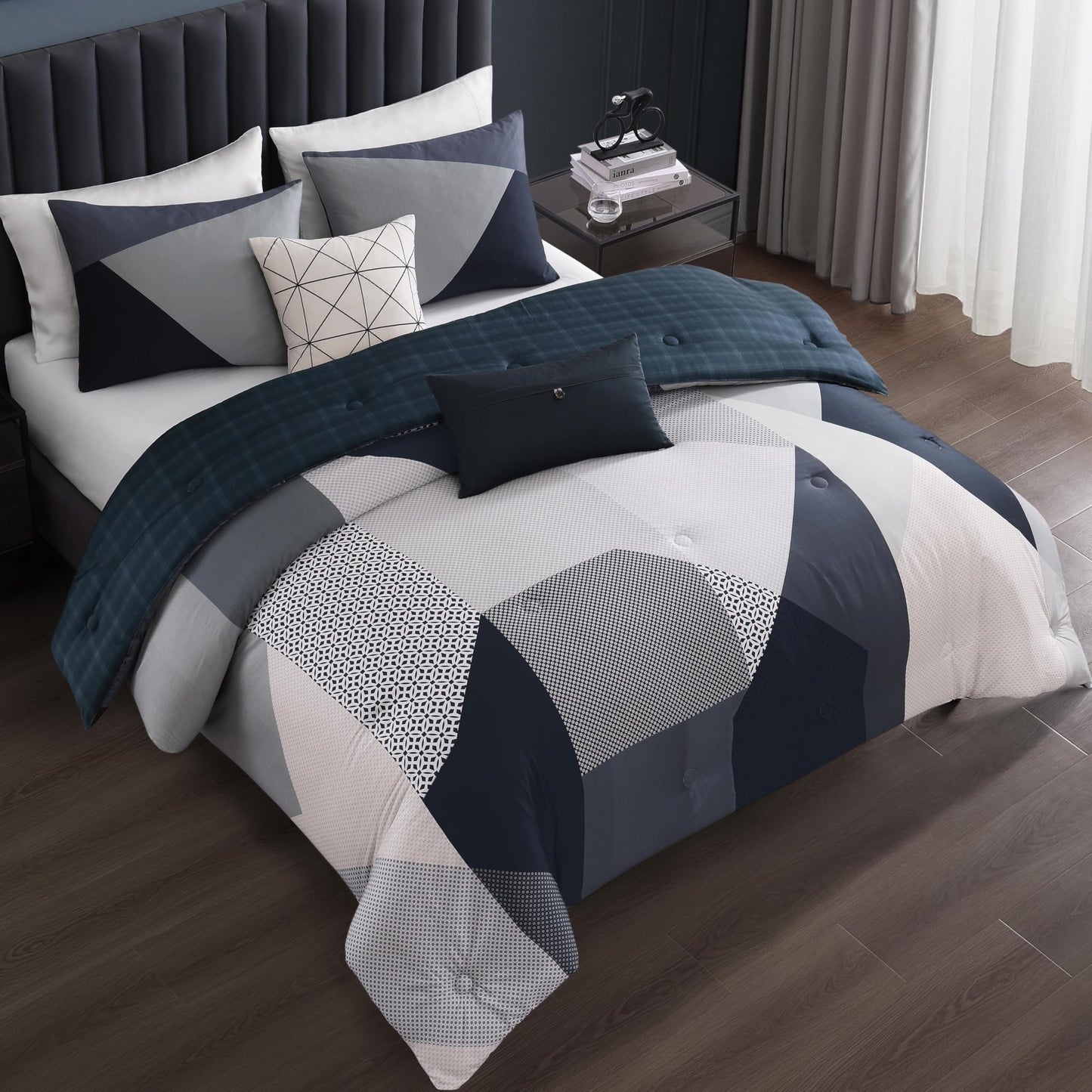 Bebejan Geo Fusion 5 Piece Comforter Set, 100% Cotton Sateen, 220 Thread Count, Patchwork Reversible Bedding Comforter Set, 1 Comforter, 2 Shams & 2 Pillows (King/Cal King)