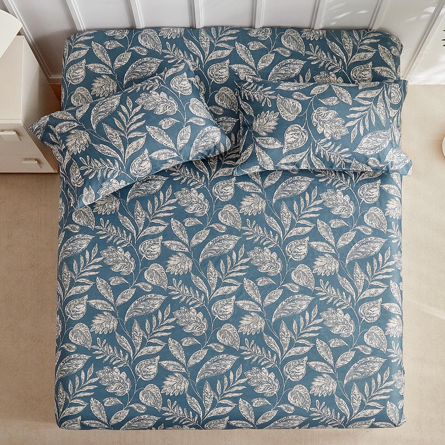 Tokokimo Paisley Sheets Set King Size, 16 inches Deep Pocket Fitted Sheet, Flat Sheet & Envelope Closure Pillowcases, Soft Breathable Microfiber Sheet Set 4-Piece, Blue Leaf Floral