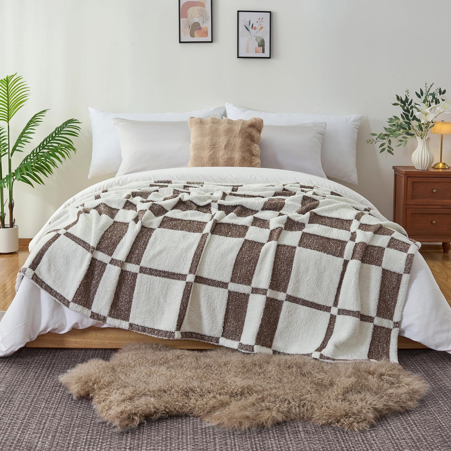 CloudDwelling Winter Plaid Throw Blanket Fluffy Fuzzy Soft Lightweight Cozy Farmhouse Tassels Checkered Knitted Throws for Couch Sofa Bed (Brown, 50"x60")