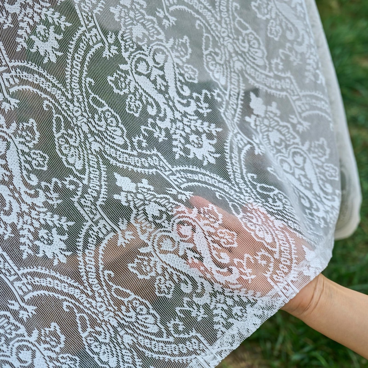 Huierxun Vintage White Floral Lace Rectangle Tablecloth (White B,55"x39")