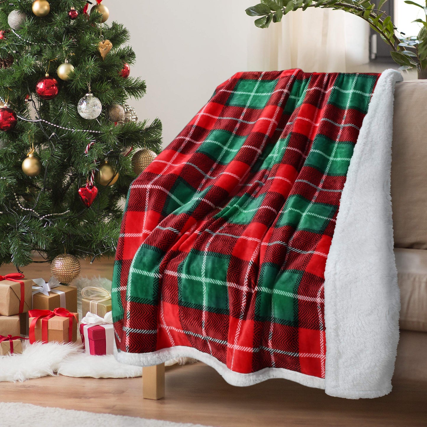 Red Buffalo Plaid Christmas Throw TV Sherpa Blanket 50" x 60", Super Soft Warm Comfy Plush Fleece Bedding Couch Cabin Decorative Throw Blanket