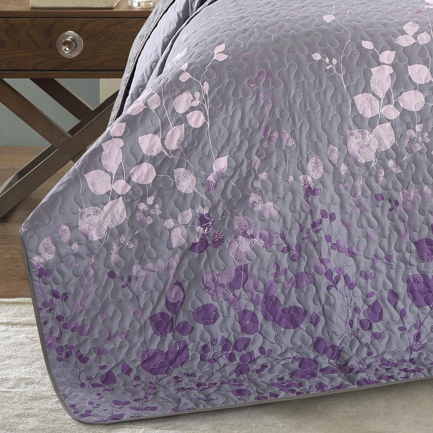 Masterplay 3-Piece Fine Printed Oversize (118 inchx95 inch ) Quilt Set,Bedspread Coverlet King Size Bed Cover (Dark Grey,Purple Gradient,Vine)