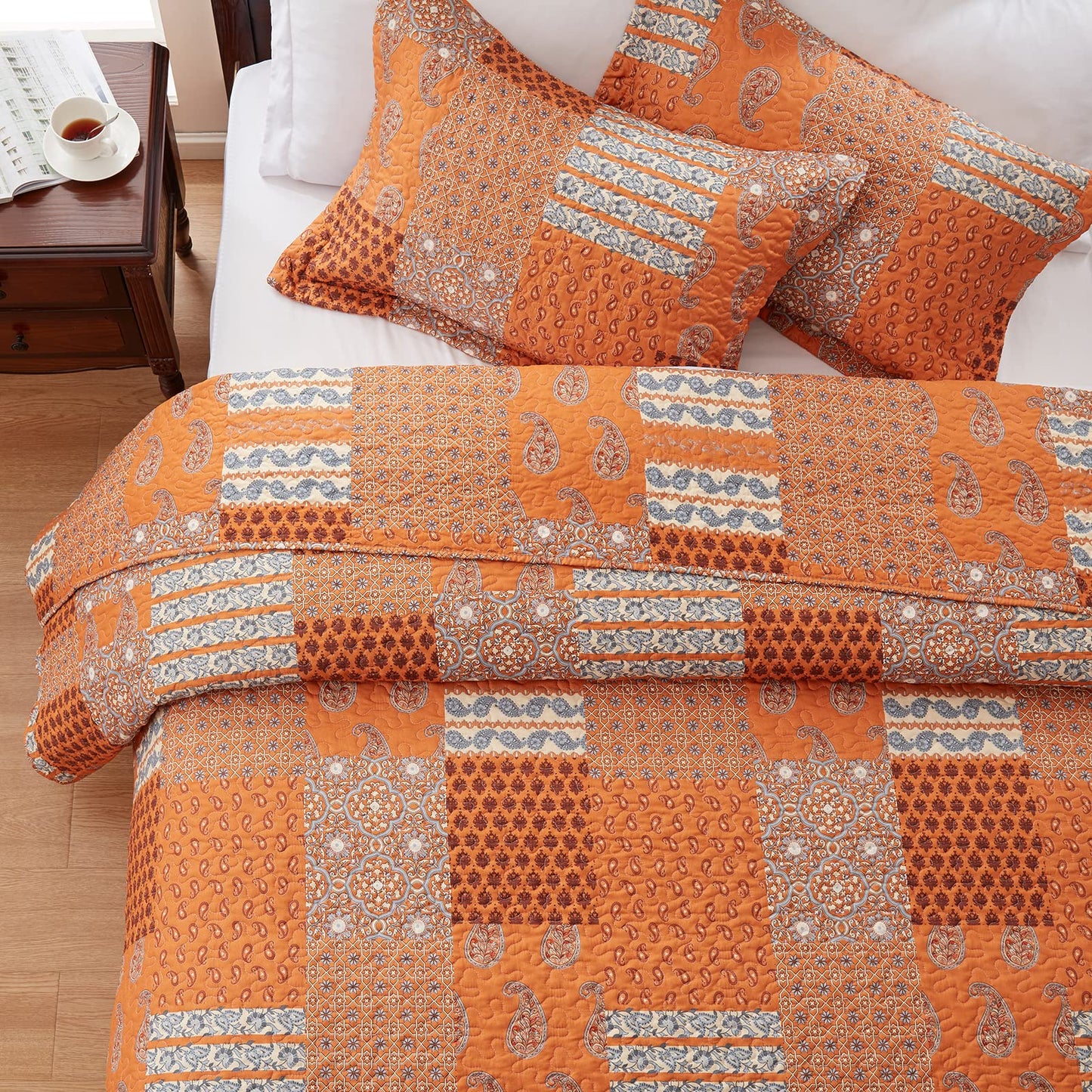 LEAONME Quilt Set King Size 3 Piece Bedspread Coverlet Lightweight Comforter Microfiber Bedding Set for All Season Oversized 98x106 Inch Bed Cover Paisley Burnt Orange/Rust (1 Quilt, 2 Pillow Shams)