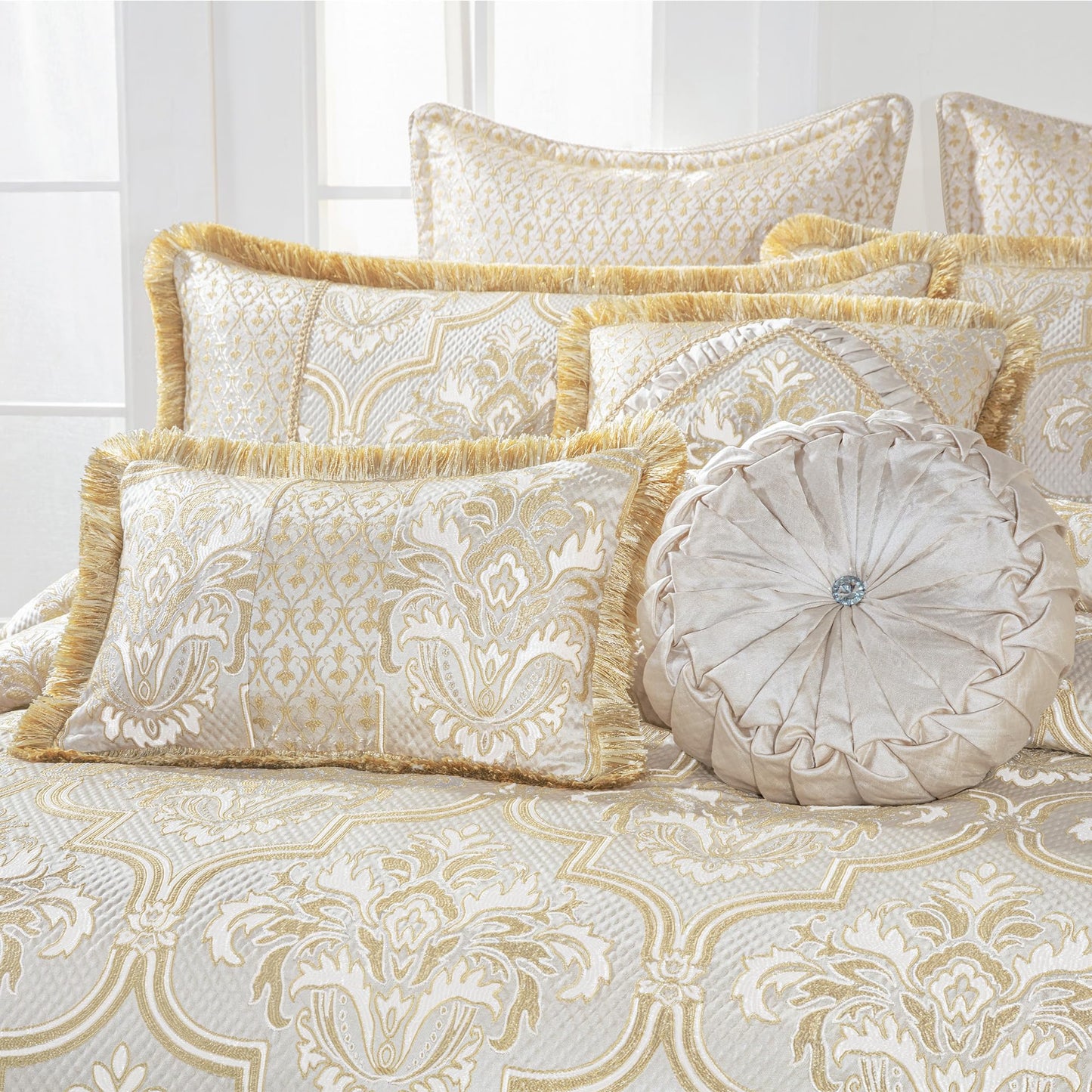 Loom and Mill 9-Piece Comforter Bed in a Bag, Elegant Damask Floral Comforter Sets King Size, All Season Jacquard Bedding Sets with Bed Skirt, Euro Shams and Decorative Pillows(Beige Gold, King)