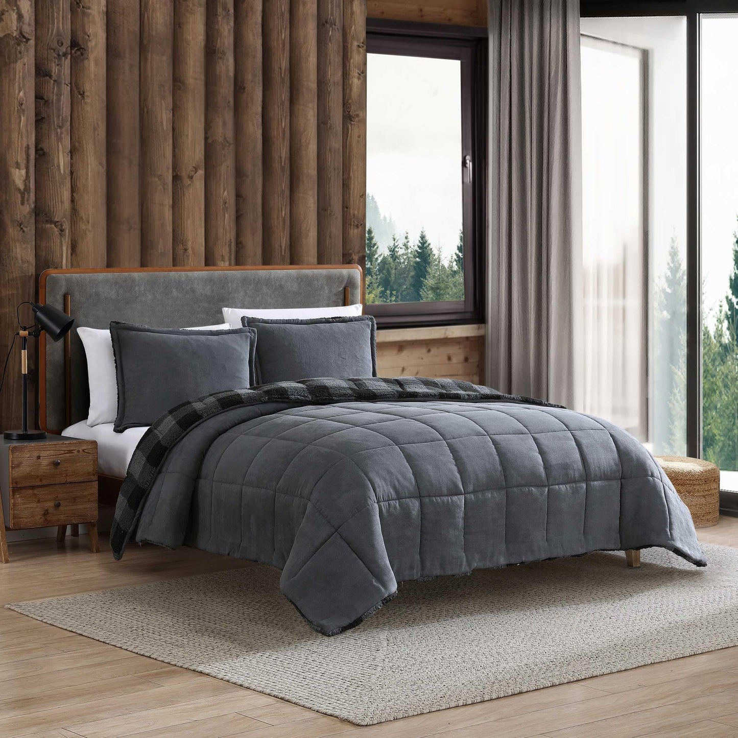 Eddie Bauer - Queen Comforter Set, Microsuede Bedding with Soft Plush Faux Shearling Reverse, 3 Piece Bed Set with Matching Pillowcases (Cabin Plaid Grey)