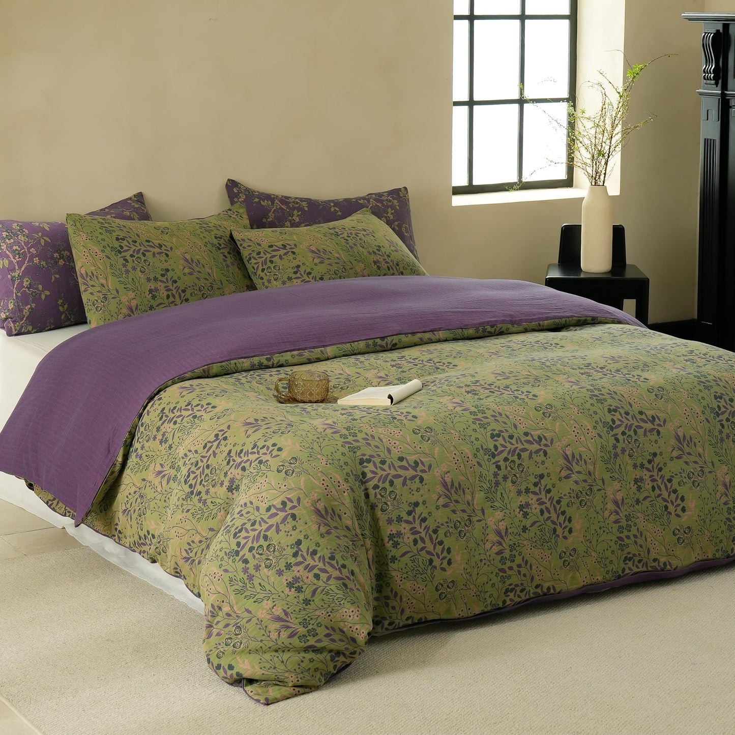 BISELINA 100% Cotton Muslin Duvet Cover Set Queen, 3 Pcs Yarn-Dyed Jacquard Textured Reversible Floral Design, Soft and Breathable Bedding Set with Zipper Closure, Green Purple