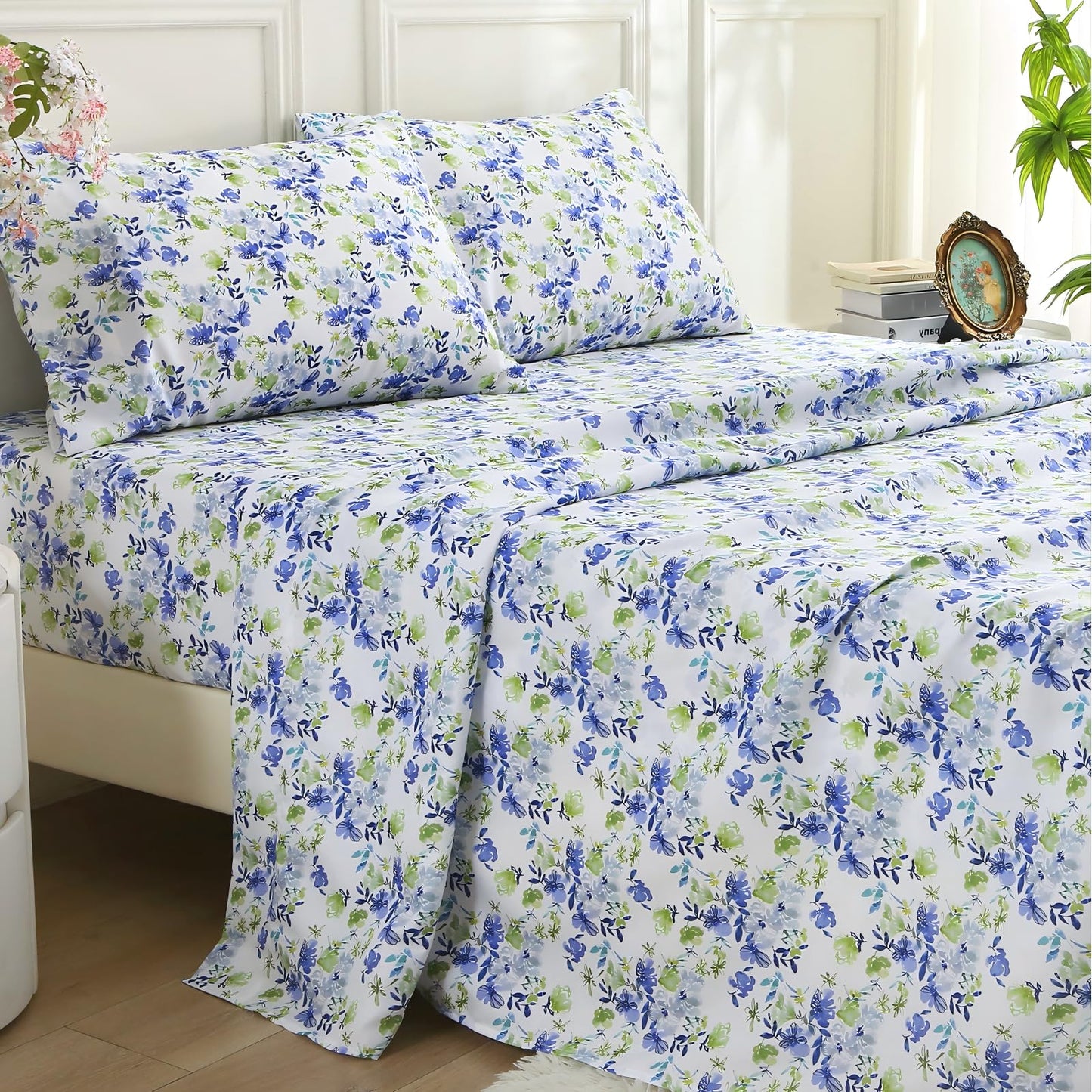 MUXHOMO Queen Size 4 Piece Sheet Set, Soft & Breathable Sheet for Bedroom with Deep Pocket Up to 16", Wrinkle-Free & Cooling Bed Sheet with Flat Sheet, Fitted Sheet & Pillowcases - Aqua Bloom