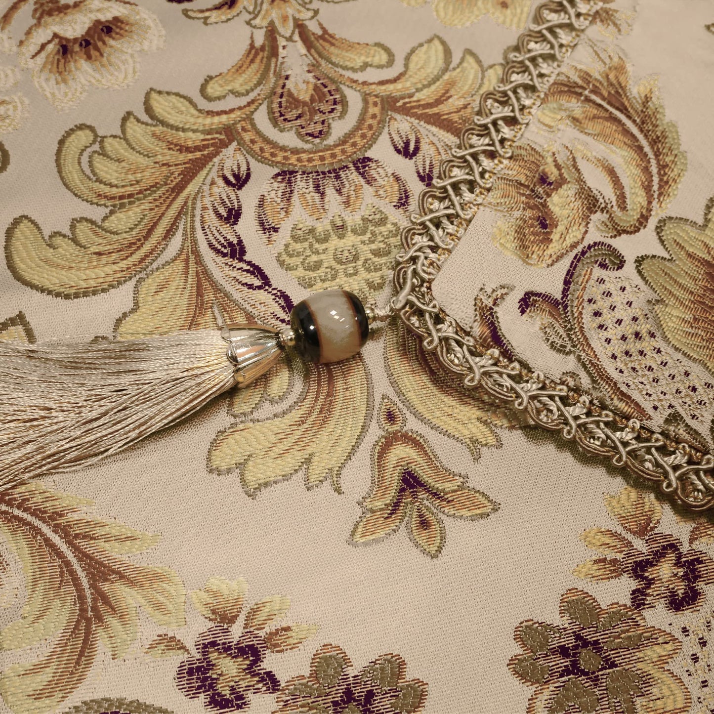Loom and Mill Luxury Rectangle Tablecloth 60 x 84 Inches, Elegant Damask Golden Floral Table Cover with Handmade Tassels for Dining Table Banquets Decorations(Beige, 60"x84")