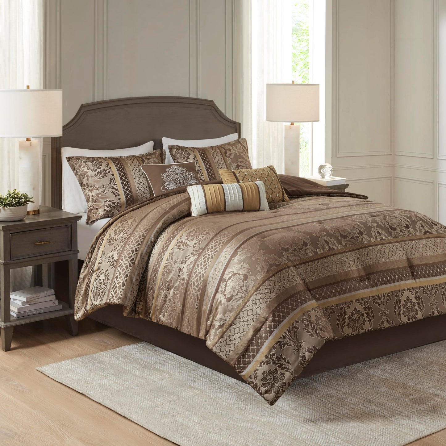 Madison Park Bellagio Cozy Comforter Set - Luxurious Jaquard Traditional Damask Design, All Season Down Alternative Bedding with Matching Shams, Decorative Pillow, Queen(90"x90"), Brown/Gold 7 Piece