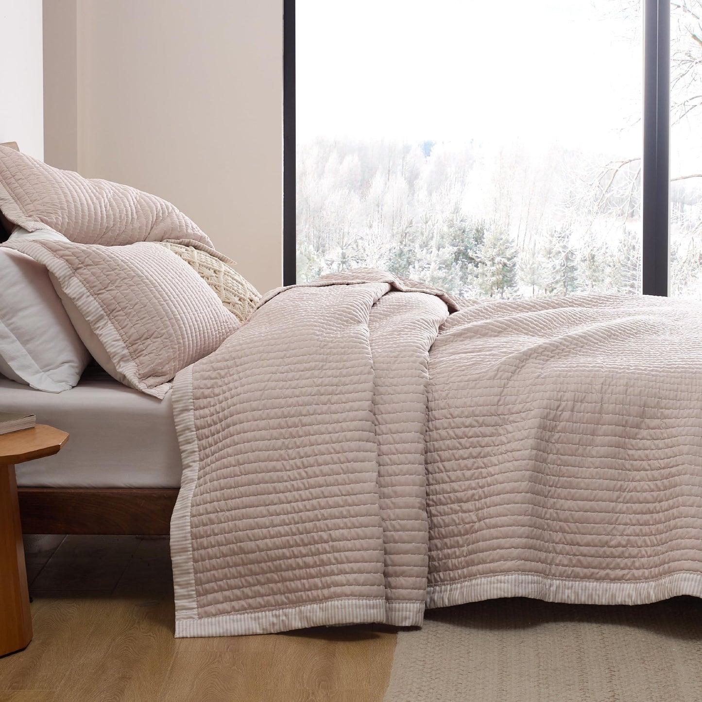 Bedsure Pink Quilts Queen Size - Queen Quilt Bedding Set Bedspread Coverlet, Lightweight Corduroy Pattern Bedspread, 3-Piece Set with 90"x96" Coverlet & 2 Pillow Shams, All-Season Soft Microfiber