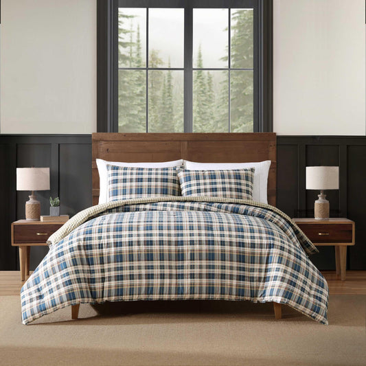 Eddie Bauer - Queen Comforter Set with Shams, Cotton Reversible Bedding, Medium Weight All-Season, Dorm Room Essentials, Port Gamble Indigo