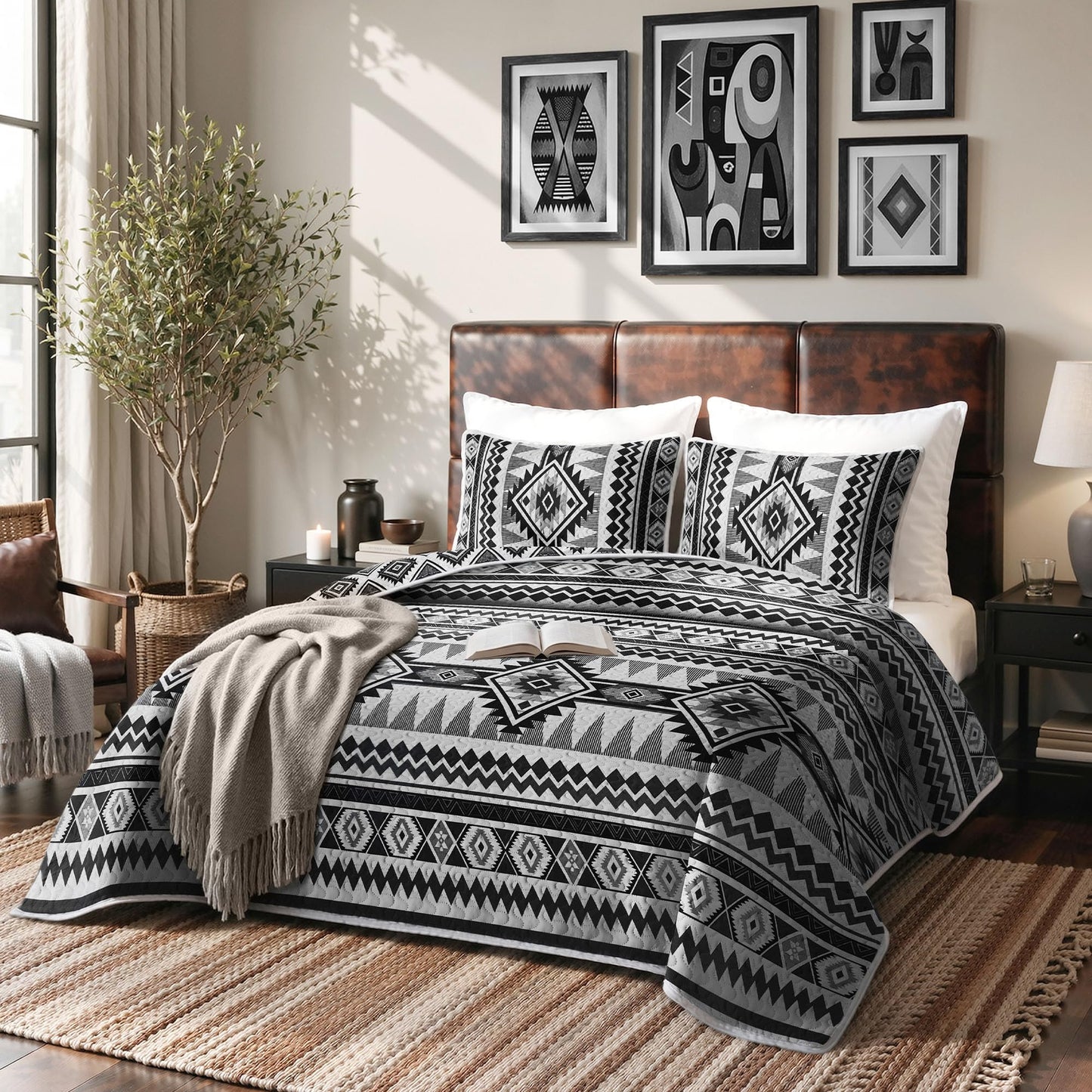 akkialla Reversible Black Boho Queen Quilt Set, 2-Piece Bohemian Aztec Microfiber Bedspread, Soft Lightweight All-Season Coverlet (1 Quilt, 2 Shams)