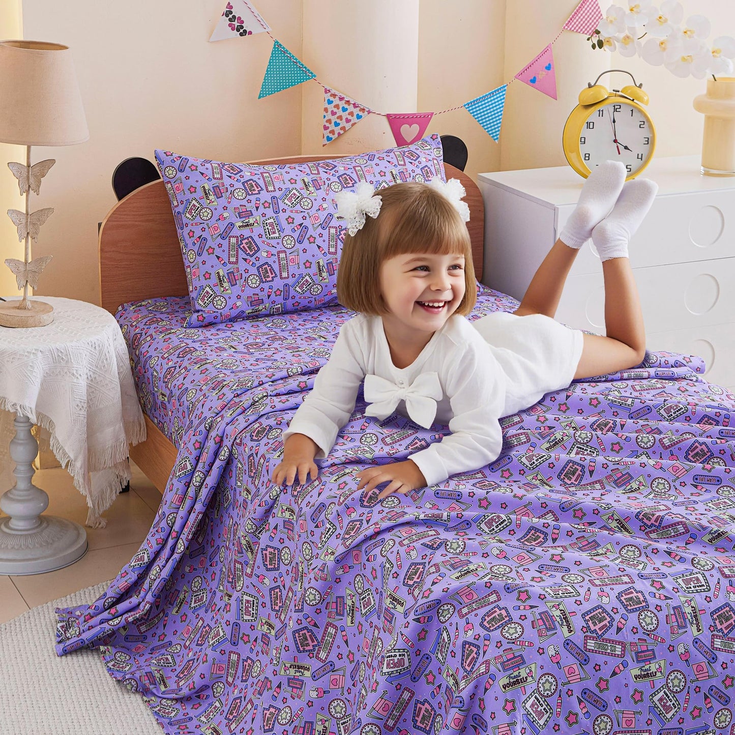 Softan Kids Bed Sheet Set, 4-Piece Full Size Sheets, Microfiber Fitted Sheet with 15 Inches Deep Pocket and Corner Straps, Breathable & Silky Soft Cool Girl Printed Sheet and Pillowcase Sets