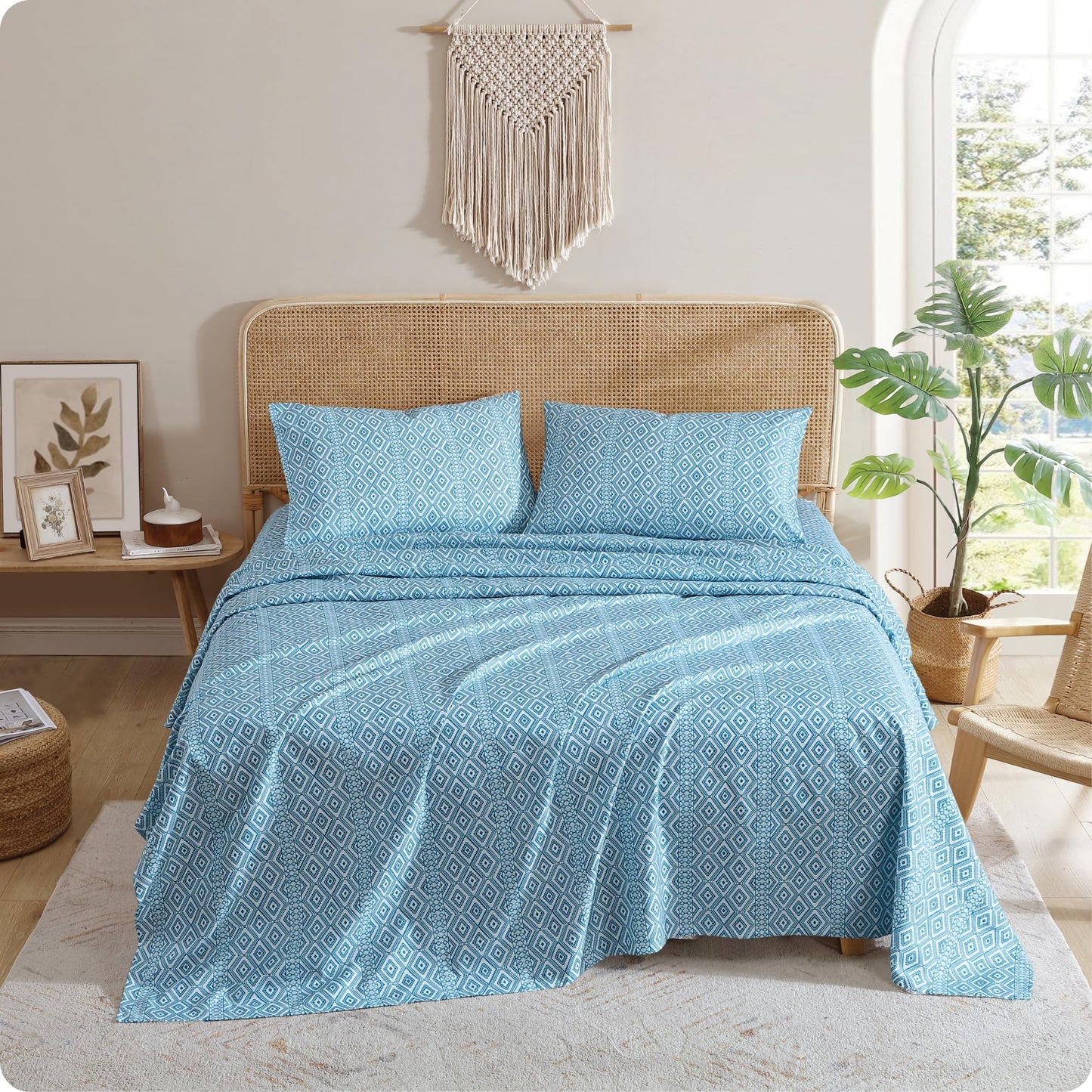 Indigo Ink Queen Size 4-Piece Sheet Set - Fitted & Flat Sheets & Pillowcases, Medium Weight, Soft & Breathable, Durable & Wrinkle Resistant, Deep Pocket Sheets, Tribal Jade Collection Enamel Blue