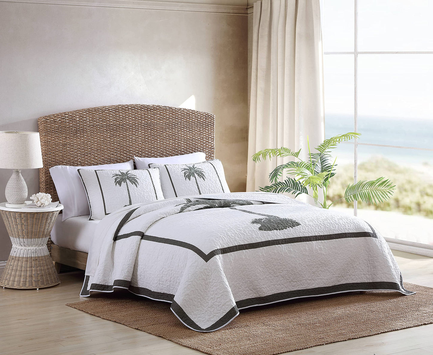 Tommy Bahama - King Quilt, Reversible Cotton Bedding, Breathable Bedding Set for All Seasons (Palm Island Green, King)