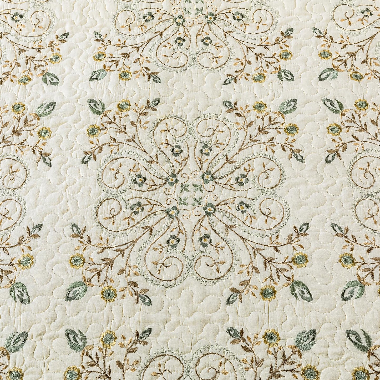 ROOMLIFE Quilt Set Full/Queen Size 3D Floral Embroidery Pattern 3-Piece Cotton Reversible Quilted Embroidered Decorative Bedspreads Coverlet Bedding Set, Lightweight &Soft, All Season(90" X 98")