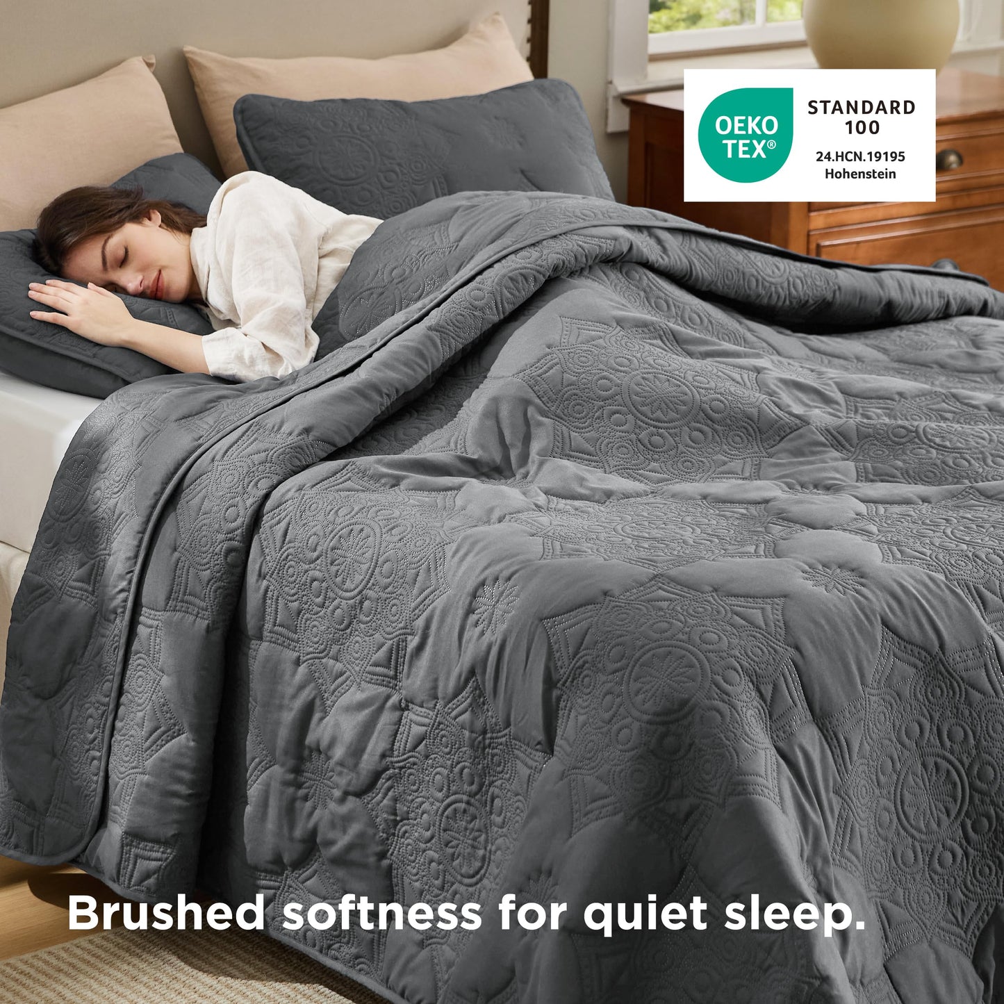 Bedsure King Size Quilt Set - Lightweight Bedspreads King Size, Stitch-Free Ultrasonic Quilting Coverlet, All-Season Dark Grey Comforter Set, Pet-Friendly Soft Machine Washable Bedding (106"x96")