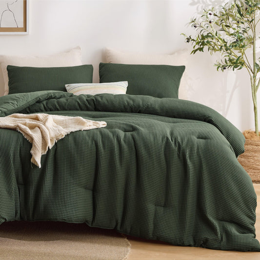 Bedsure Oliver Green Queen Bedding Comforter Set, Waffle Breathable Bedding Set, All Season Comforter with 3 Pieces, 1 Waffle Weave Comforter (90"x90") and 2 Pillowcases (20"x26")