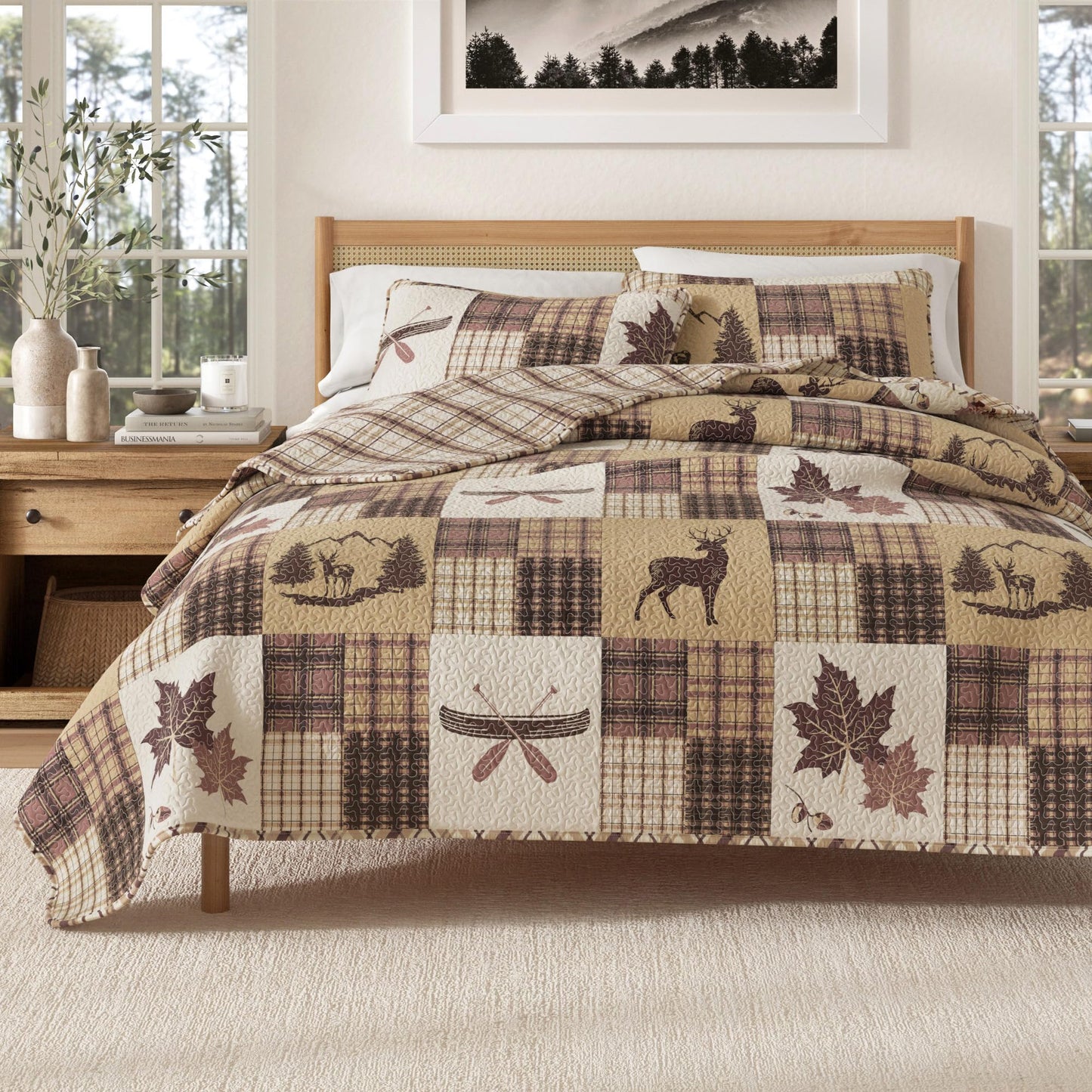 Great Bay Home Lodge Quilt Set - 3-Piece Full/Queen Size Rustic Bedding Set - Lightweight, All-Season, Reversible Bedspread (Deer & Leaf Patchwork)