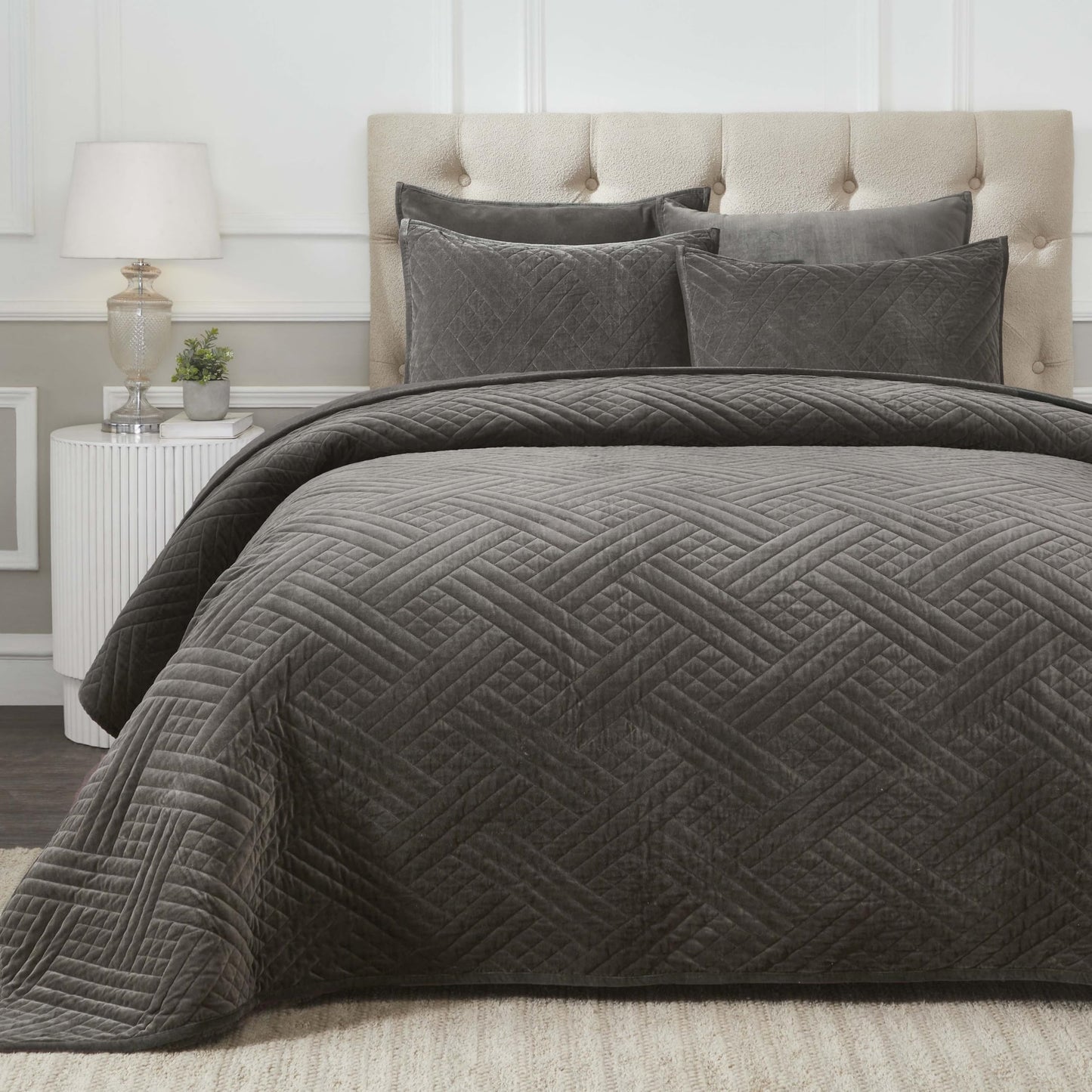 Superior 100% Cotton Velvet 3-Piece Quilt Set, 1 Lightweight Breathable Coverlet, 2 Pillow Shams, Comfy Home Essential Bedding, Cotton Fill, Geometric Aesthetic, Karina Collection, King Size, Grey