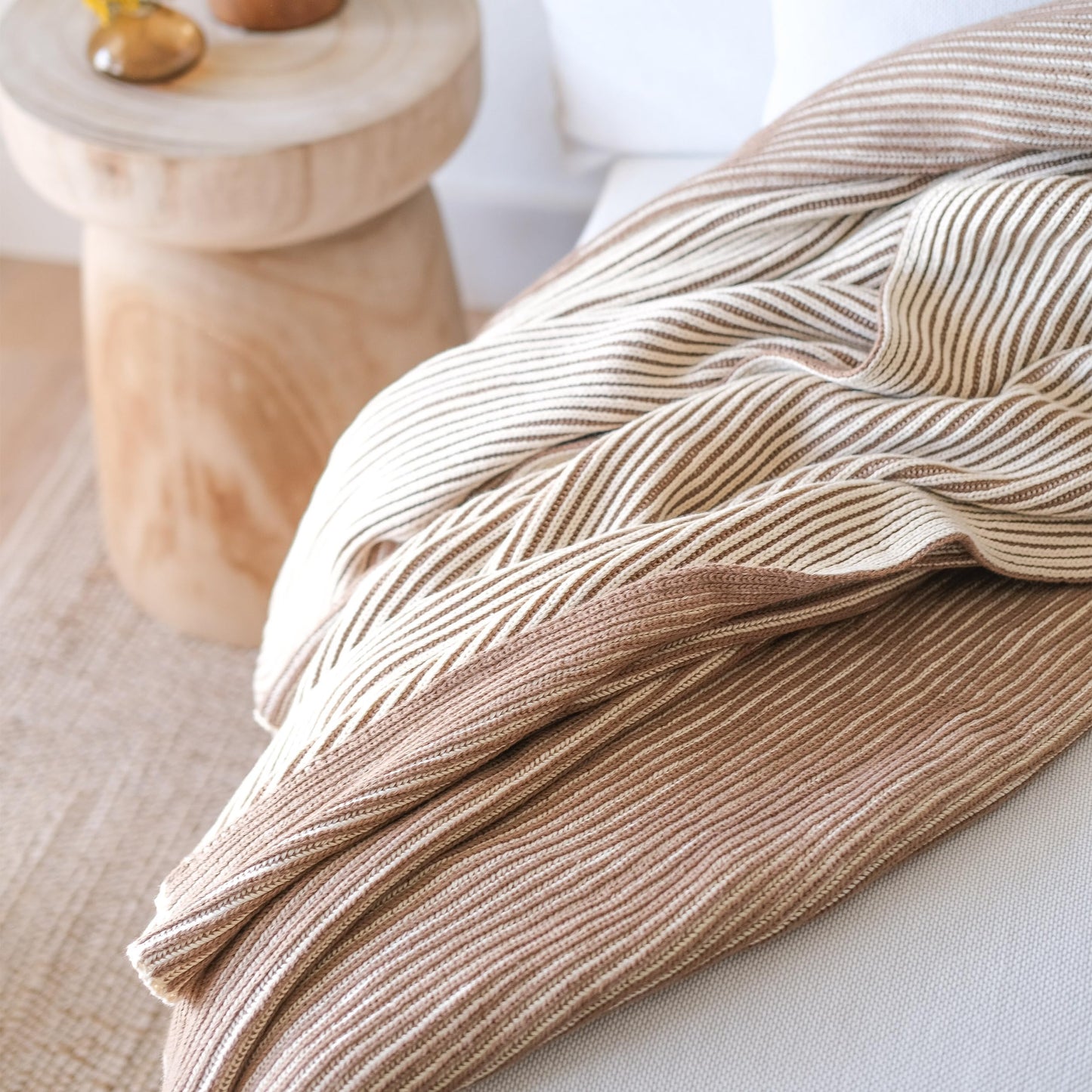 Lumi Living 100% Cotton Two Toned Rib Knit Throw Blanket (50x60 Cacao & Oat Milk)