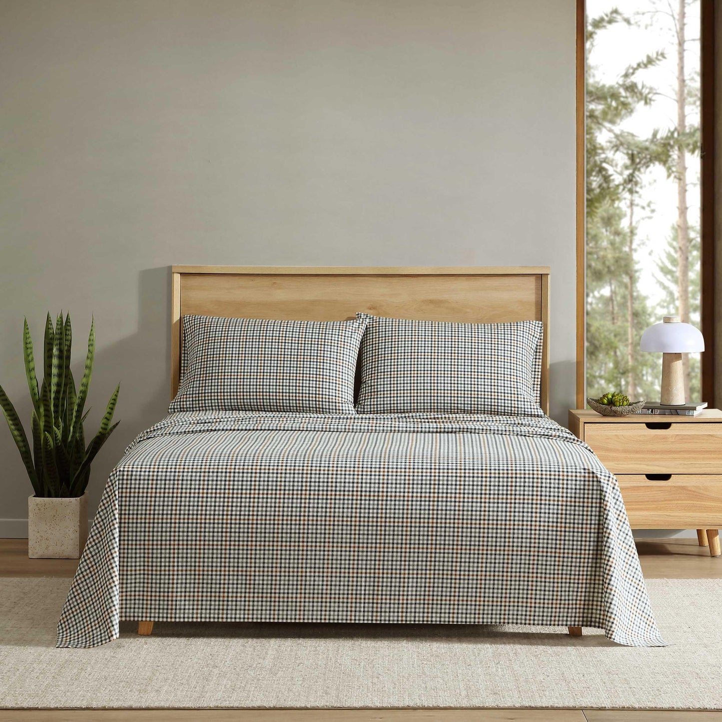 Eddie Bauer - Twin Sheet Set, Crisp & Cooling Sheets w/a Naturally Smooth Cotton Percale Lightweight Feel - Matching Pillowcase & Deep Pocket Fitted Sheet (Griffin Plaid Beige)
