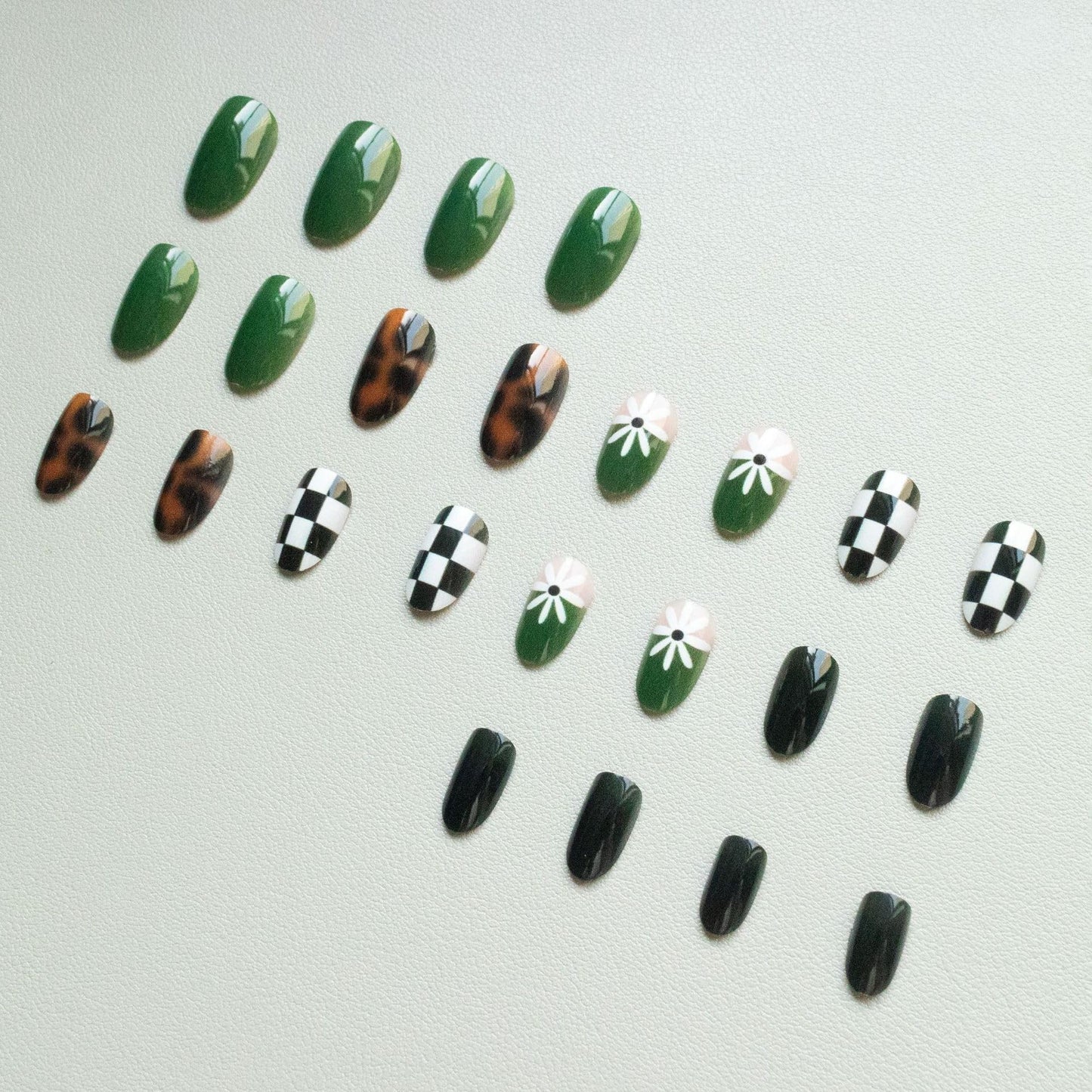 24Pcs Cute Press on Nails Short Oval Fake Nails with Flowers Checkered Leopard Print Stick on Nails Reusable Artificial Full Cover Glue on Nails Glossy Acrylic False Nails for Women