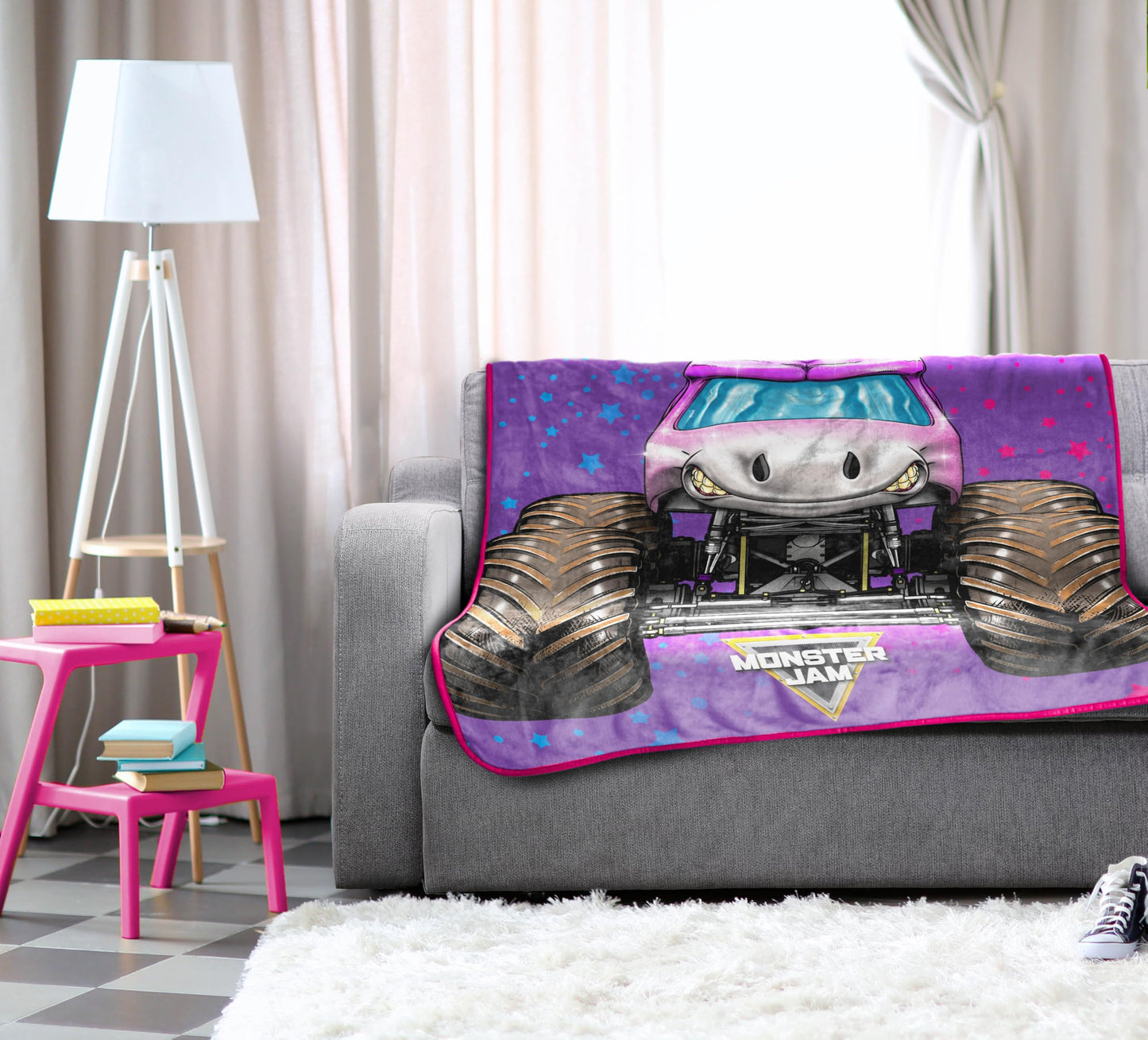 Jay Franco Monster Jam Sparkle Smash Kids Throw Blanket 46x60 - Super Soft Fleece Microfiber, Fade Resistant, Machine Washable, Gift for Truck Fans, for Couch & Bed (Officially Licensed)