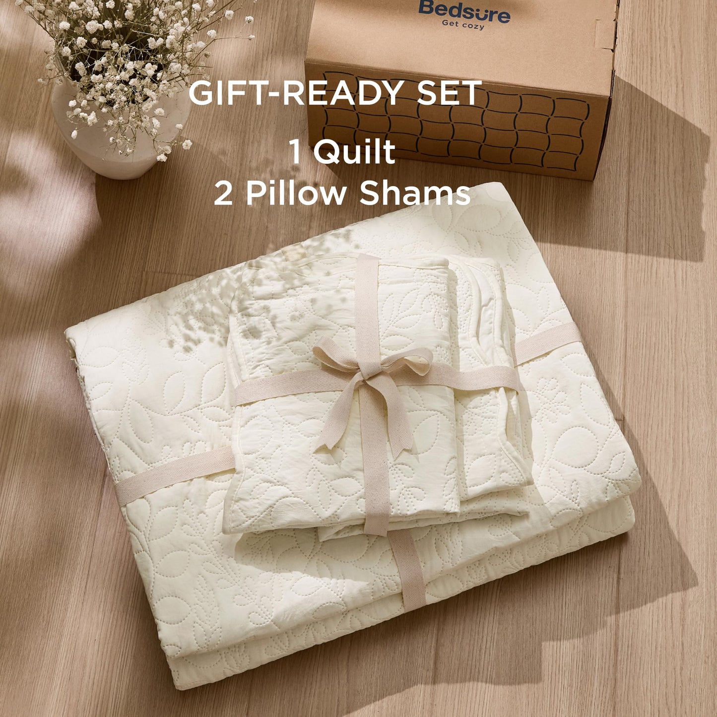 Bedsure Quilt King Size - Ultra Soft Pre-Washed Cloud-Like Bedding, All-Season Lightweight Comforter for Country Bedroom, Leaf Design Coverlet in Cream Yellow, 106 x 96 Inches