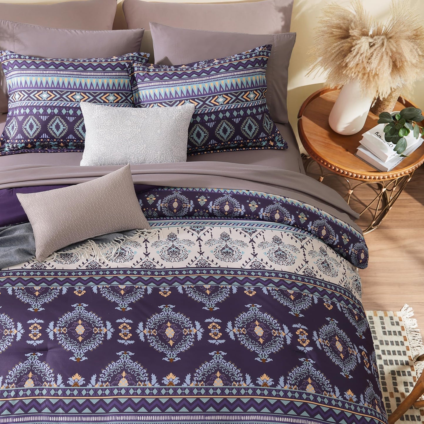 Geniospin Queen Comforter Set - 7 Pieces Bedding Set, Boho Bed in A Bag, Lightweight Soft Aztec Bedding, All Season Bed Comforter Set with Sheets, Pillowcases & Shams