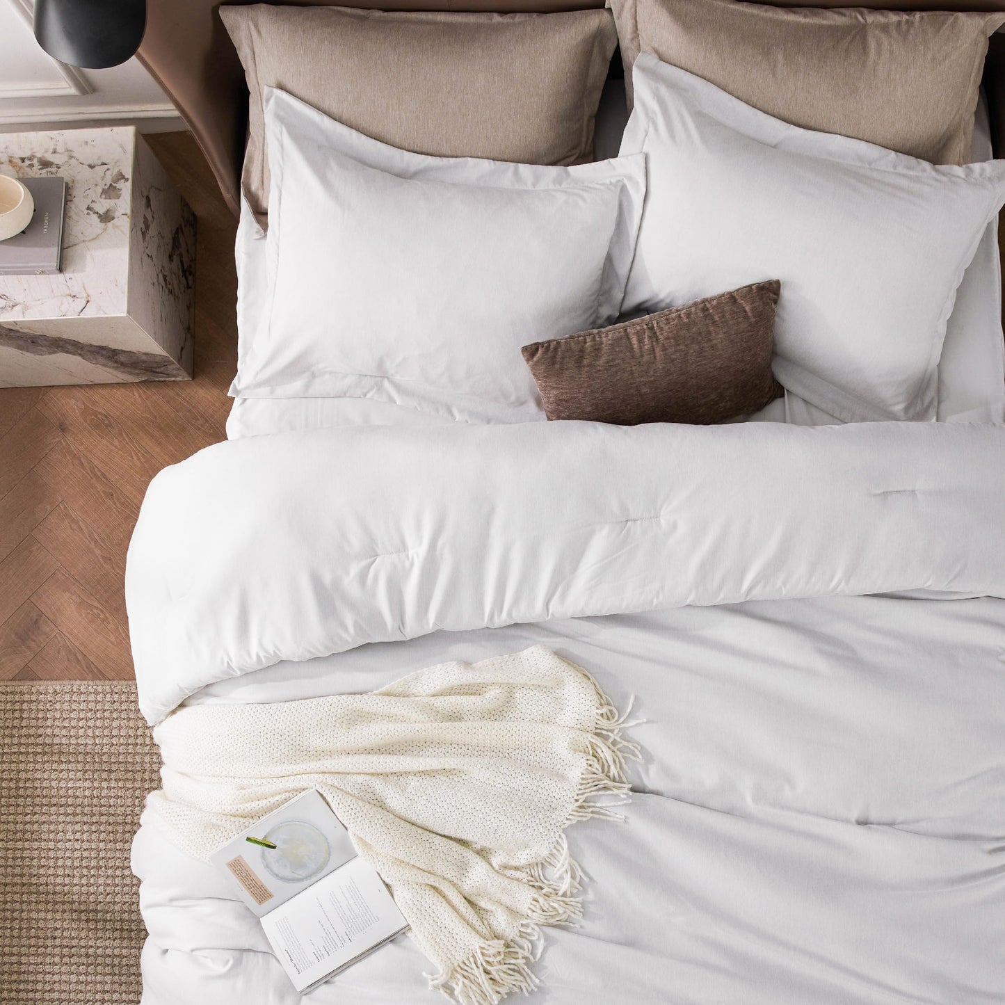 Bedsure Oversized King Comforter Set - Grayish White Soft Bedding for All Seasons, Cationic Dyed Bed Set, 3 Pieces, 1 Oversized King Size Comforter (120"x98") and 2 Pillow Shams (20"x36"+2")