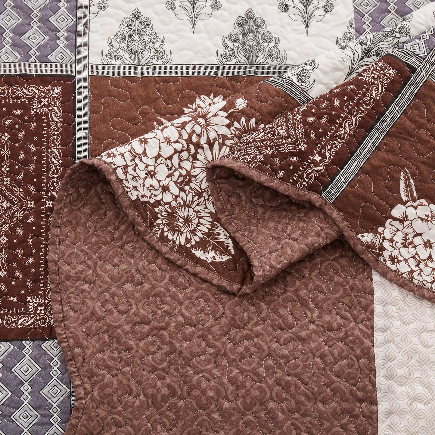 Full/Queen Size Quilt Set 3 Pieces Lightweight Reversible Bedspread-90''x98'' Soft Patchwork Border Floral Coverlet Warm Microfiber Bed Cover for All Seasons Brown Bedding Set(1 Quilt,2 Pillow Shams)