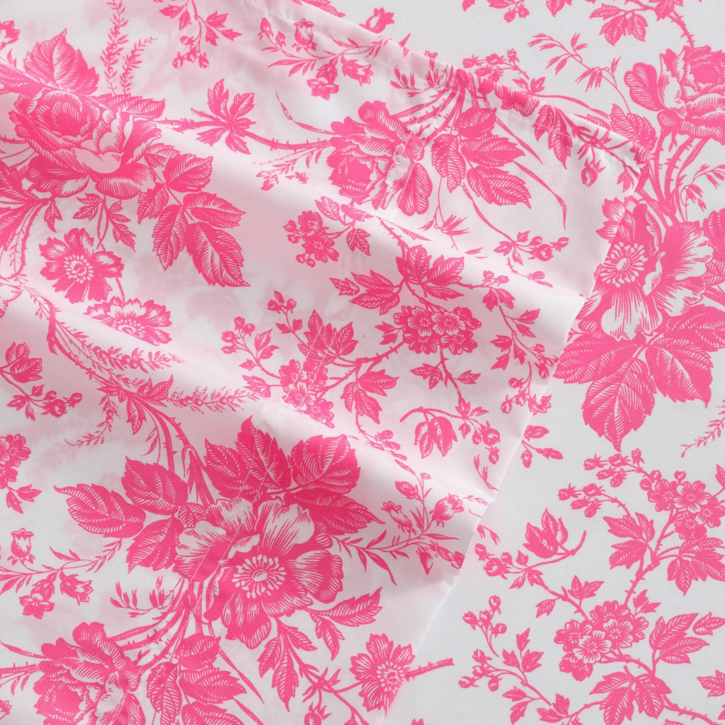 Betsey Johnson - Queen Size Sheet Set, Ultra-Soft Bedding with Smooth & Silky Feel, Deep Pockets, Bed Sheets with Matching Fitted Sheet & Pillowcases (Betseys Toile Pink)