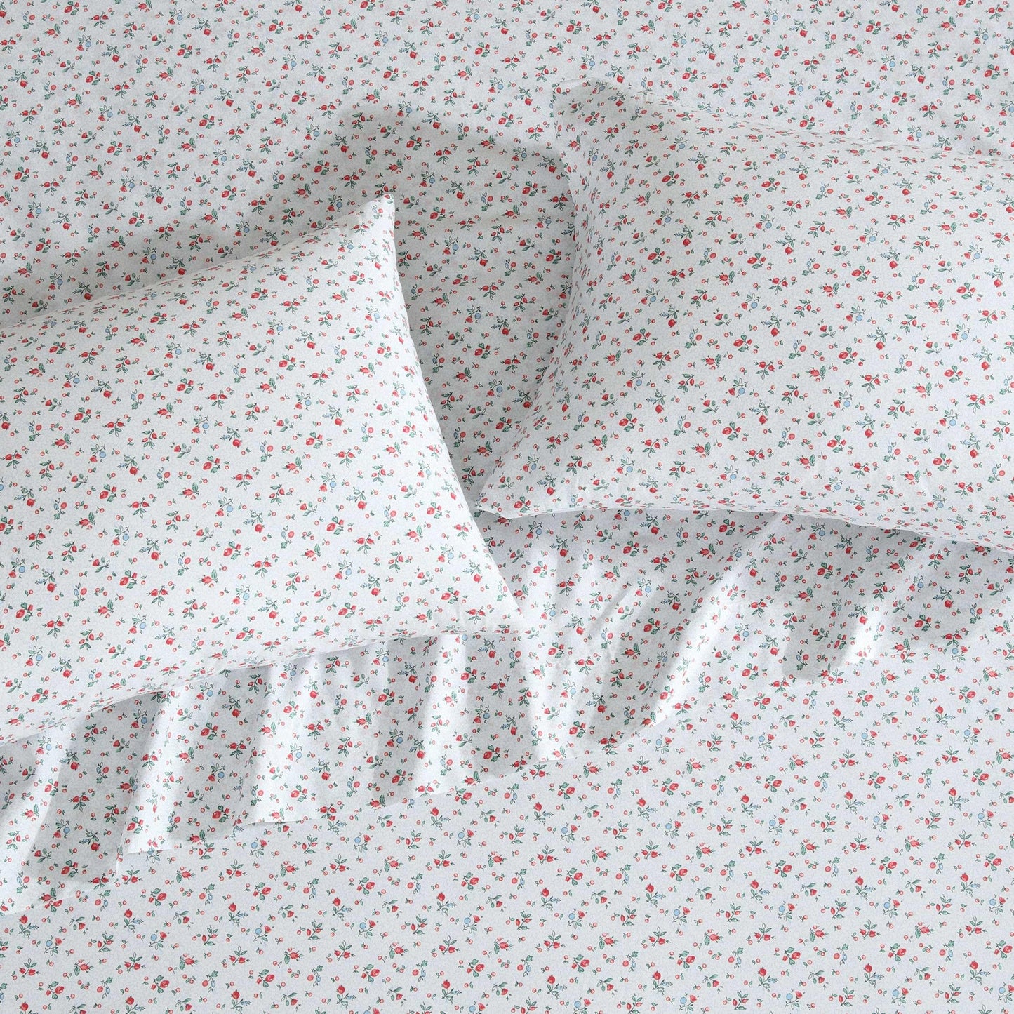 Laura Ashley – Twin Size Sheet Set, Crisp & Lightweight Cotton Percale Bedding with Fitted Sheet and Pillowcase, Floral Room Decor, Deep Pocket, College Dorm Room Essentials (Aylesmore Ditsy Red)