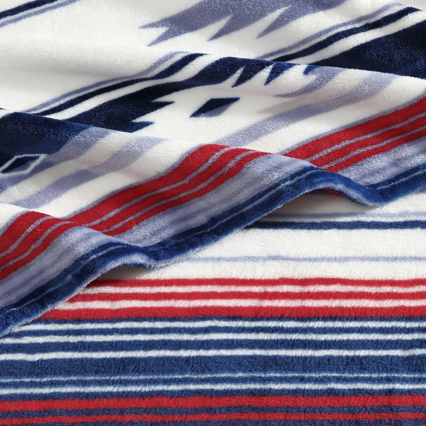 Wrangler - Blanket, Super Soft Plush Bedding, Yellowstone Inspired Throw Blanket for Couch or Bed (Coyote Sands Blue/Red, 50" x 70")
