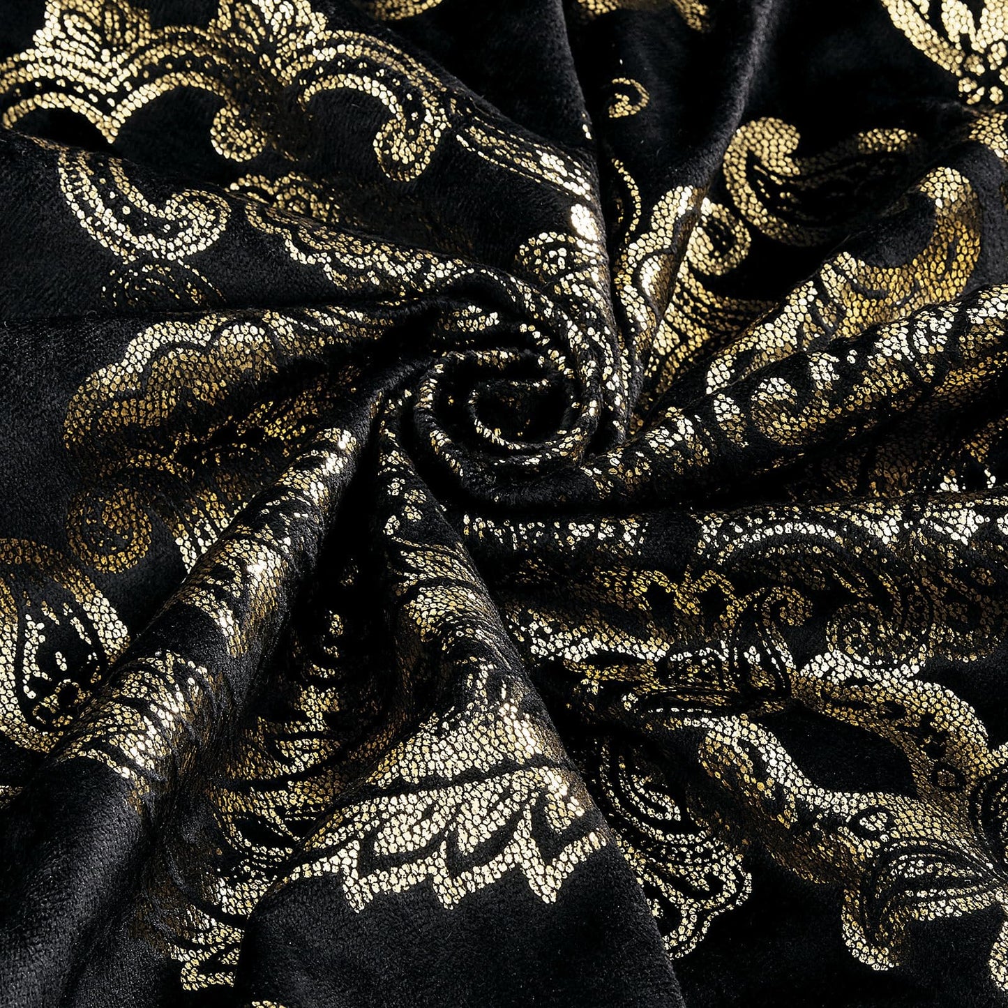 Sunshine Nicole Metallic Print Comforter Set, Distressed Velvet Face with Metallic Foil Print and Brushed Solid Microfiber Reverse, with Light Weight Soft Poly Fill, 3 Pieces Black Gold, Queen