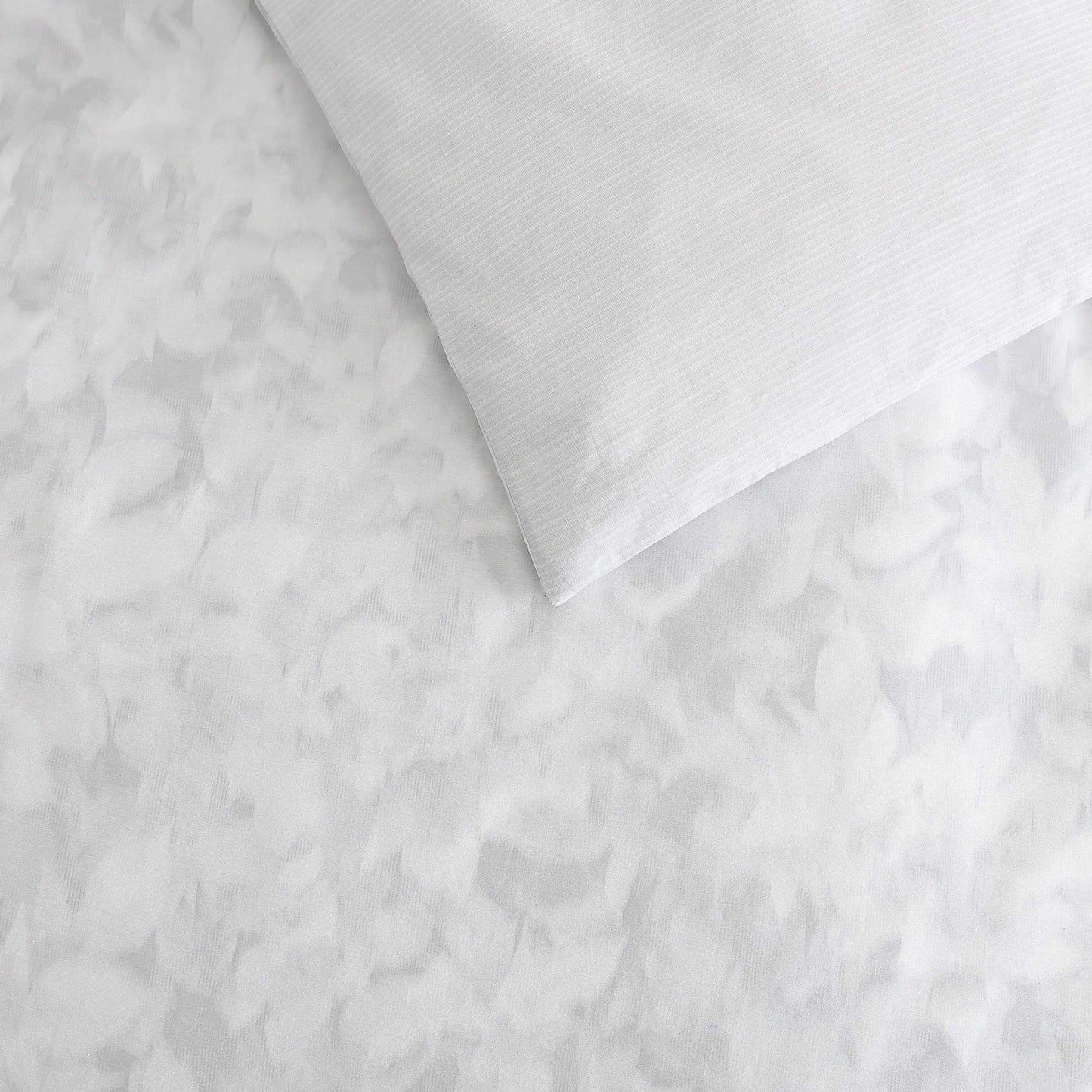 Vera Wang - Queen Size Duvet Cover Set, 100% Soft & Smooth Cotton Sateen Floral Bedding, 3-Piece Reversible Bed Set with Matching Pillowcases (Nebulous Flower/Etched Stripe Grey)