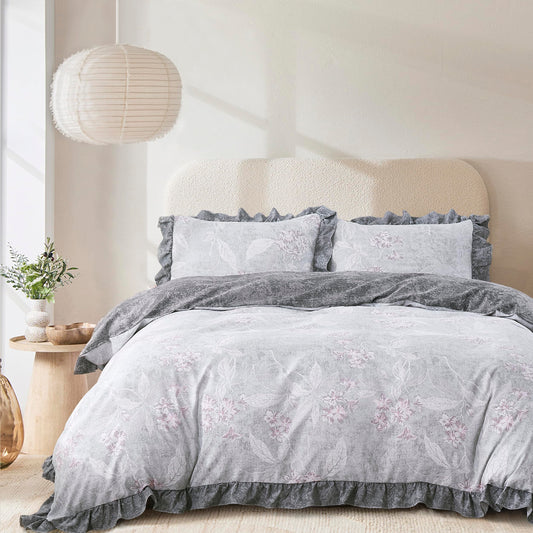 Oli Anderson Floral Comforter Set King Size, 3 Piece Vintage Botanical Print Bedding Set, Farmhouse Lightweight Bed in a Bag with 1 Ruffle Flowers Comforter, 2 Pillowcases, 2 Pillows (Gray, King)