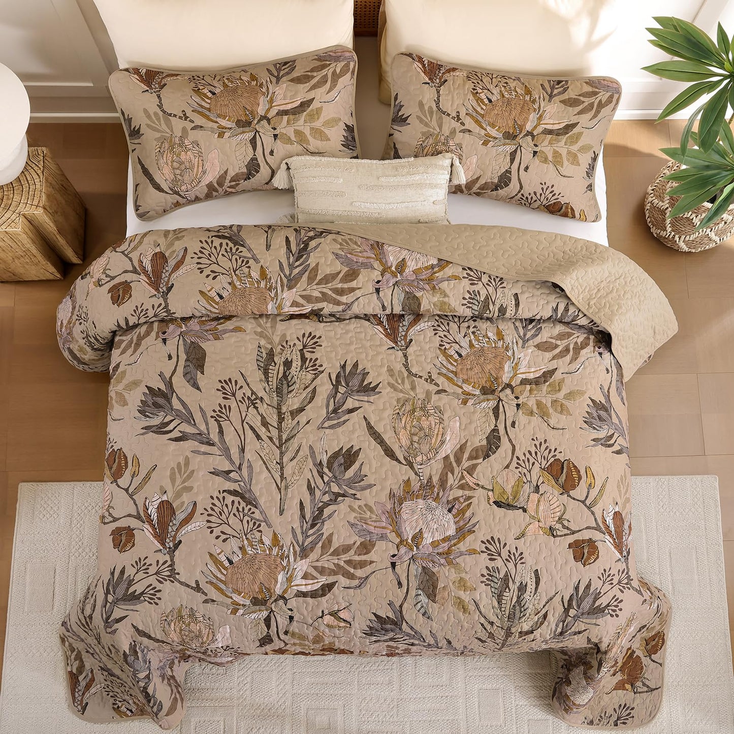 Dintszyayue Quilt Queen Size Brown, 3 Pieces Boho Floral Bedspread Bedding for Queen Size Bed, Soft Lightweight Microfiber Coverlet Set for All Season Quilt with 2 Pillowcases