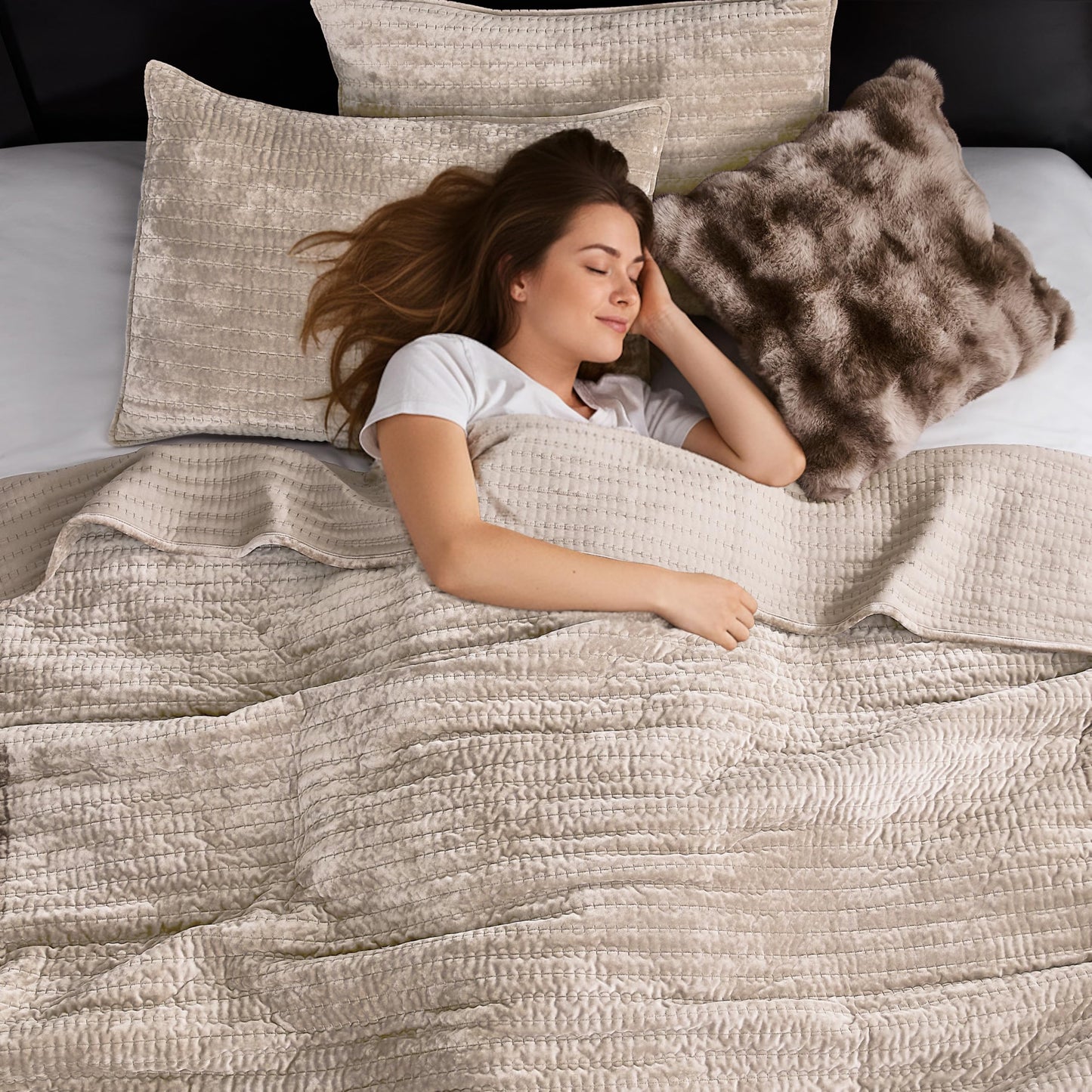 WDCOZY Velvet King Size Quilt Set - Beige Striped Pick Stitch Soft Lightweight Bedspread, Neutral Channel Farmhouse Country Rustic Coverlet, Modern Bedding Warm Thin Comforter, 3 Pieces