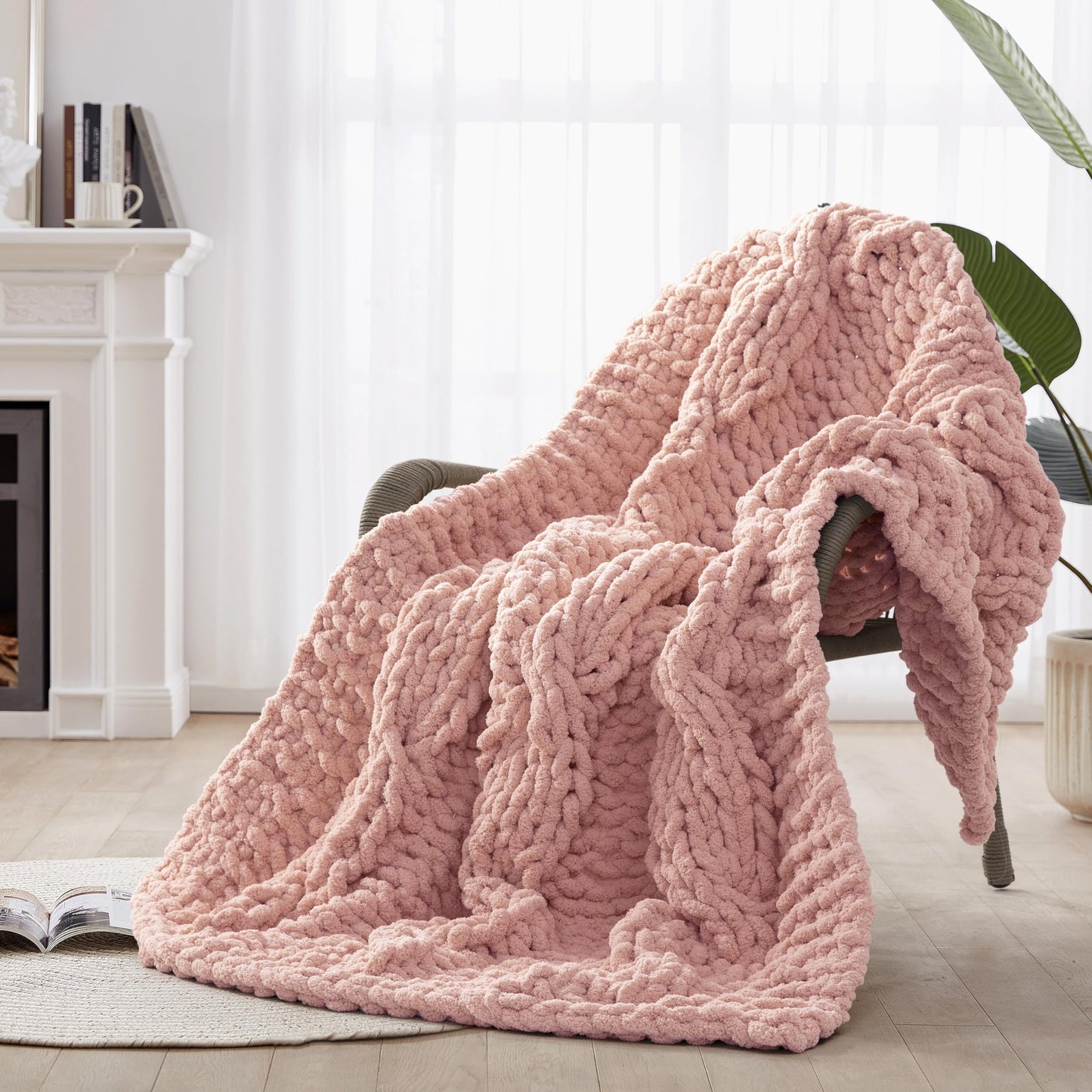 CLOUDS HUG Chunky Knit Blanket Throw - 100% Hand Knitted Chunky Soft Throw Blanket for Couch, Thick and Warm Blanket for Winter, Pink, 50x60 Inches