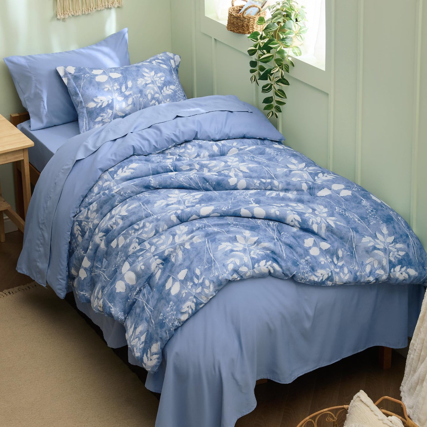 Bedsure Blue Twin XL Comforter Set - 5 Pieces Floral Bedding Sets Twin XL Bed in a Bag with Reversible Botanical Flowers Comforter, Sheets, Pillowcase & Sham