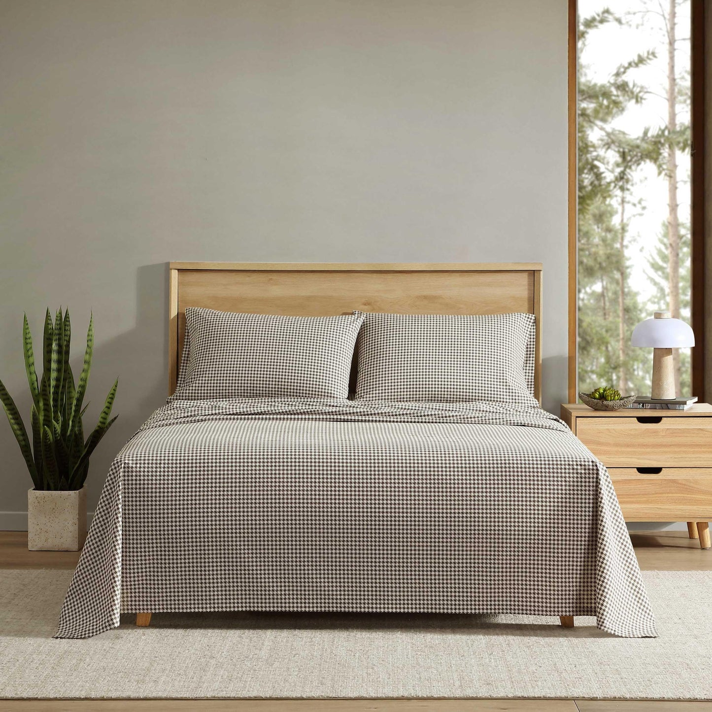 Eddie Bauer - Twin Sheet Set, Crisp & Cooling Sheets w/a Naturally Smooth Cotton Percale Lightweight Feel - Matching Pillowcase & Deep Pocket Fitted Sheet (Harrison Brown)