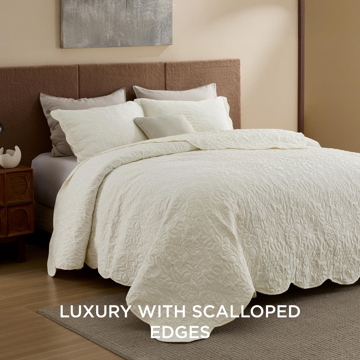 Bedsure Quilt King Size - Ultra Soft Pre-Washed Cloud-Like Bedding, All-Season Lightweight Comforter for Country Bedroom, Leaf Design Coverlet in Cream Yellow, 106 x 96 Inches