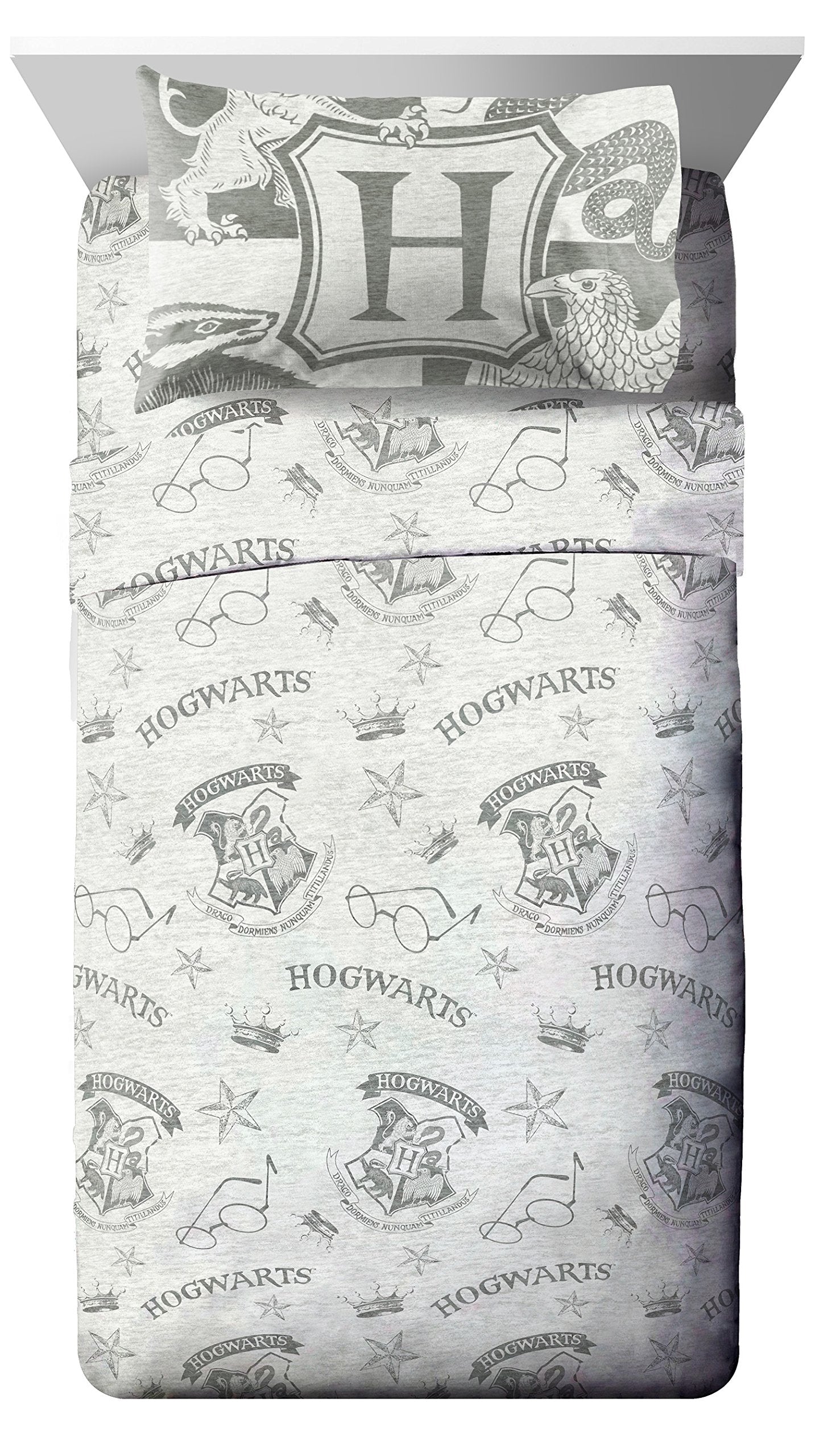 Jay Franco Harry Potter Spellbound 5 Piece Full Bed Set - Includes Reversible Comforter & Sheet Set - Bedding Features Hogwarts Logo - Super Soft Polyester (Official Harry Potter Product)