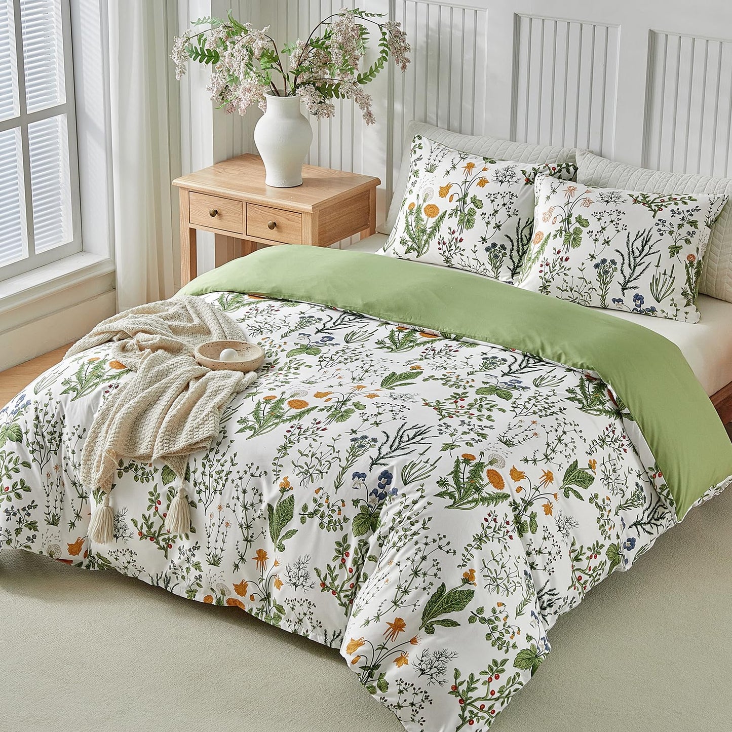 Lekesky King Size Duvet Cover Set, Lightweight Soft Microfiber Comforter Cover, Reversible Duvet Cover King with Floral Pattern, 3 Pieces Green Bedding Set with Zipper and 2 Pillowcases