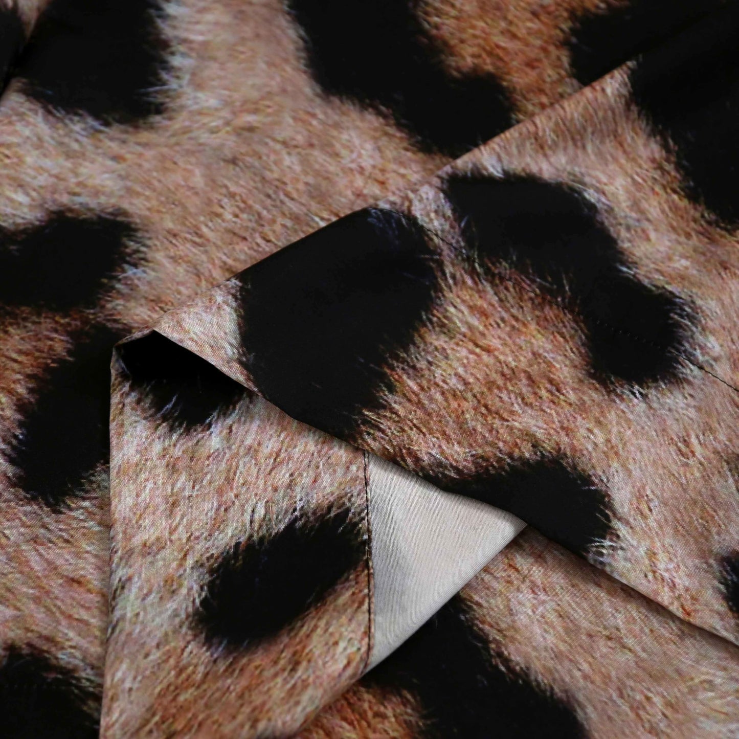 SDY 4 Pieces Queen Size Cheetah Print Bed Sheets - Soft Microfiber, NOT Velvet, Faux Fur Look Leopard Sheets with 14" Deep Pocket, 1 Fitted Sheet + 1 Flat Sheet + 2 Pillowcases for Adult