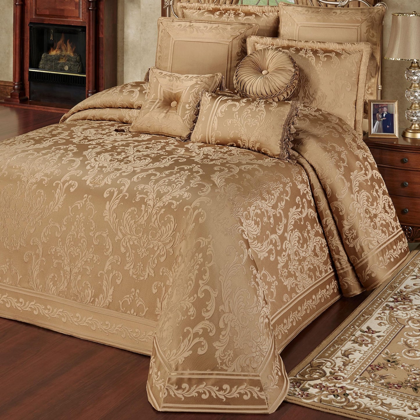 Monaco Luxury Bedding | Royal Monochromatic Metallic Gold Hues | Puff Jacquard-Woven Acanthus Leaf Damask and Scrollwork | 3 Piece Bed Set Includes Oversized California King Bedspread and 2 King Shams