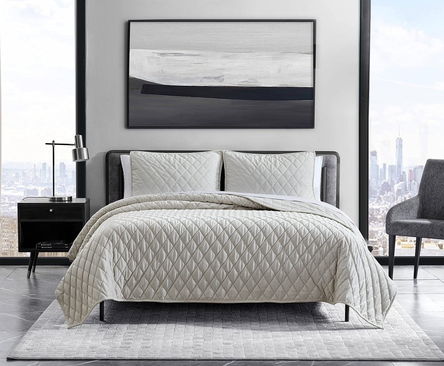 Vera Wang - Queen Quilt Set, Super Soft Bedding Set with Matching Shams, Modern Room Essentials (Diamond Velvet Natural, Queen)