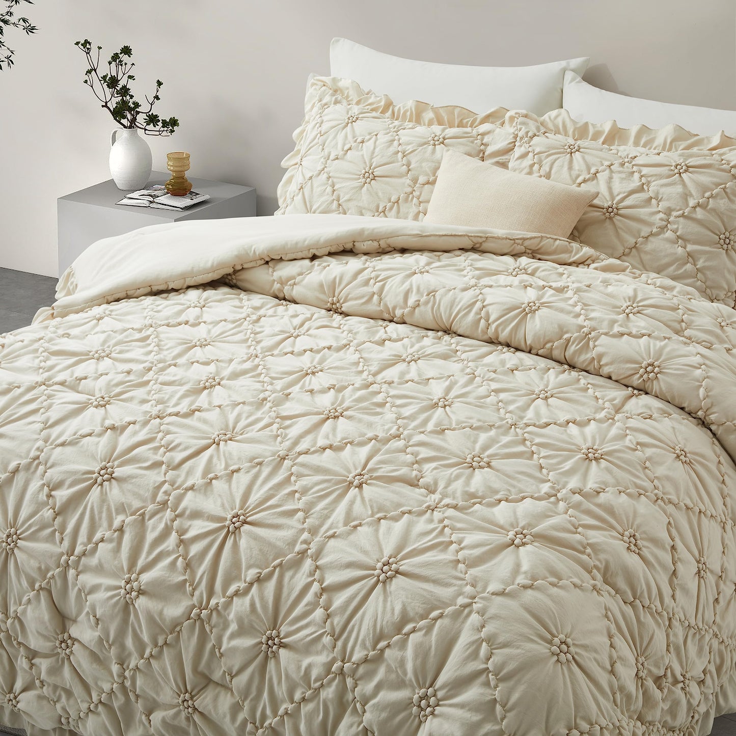 BEDAZZLED King Size Comforter Sets, Beige Bedding Comforter Set, 3 Pieces Pinch Pleat Bedding Sets with Comforter and Pillowcases Soft Farmhouse Shabby Chic Comforter for All Season